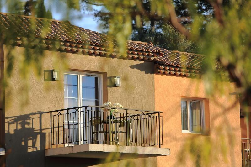 Privilège Appart-Hôtel Domaine De Mai - parking gratuit Mougins Exterior foto